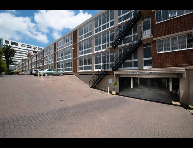 4 BEDROOM PROPERTY TO RENT IN SANDOWN